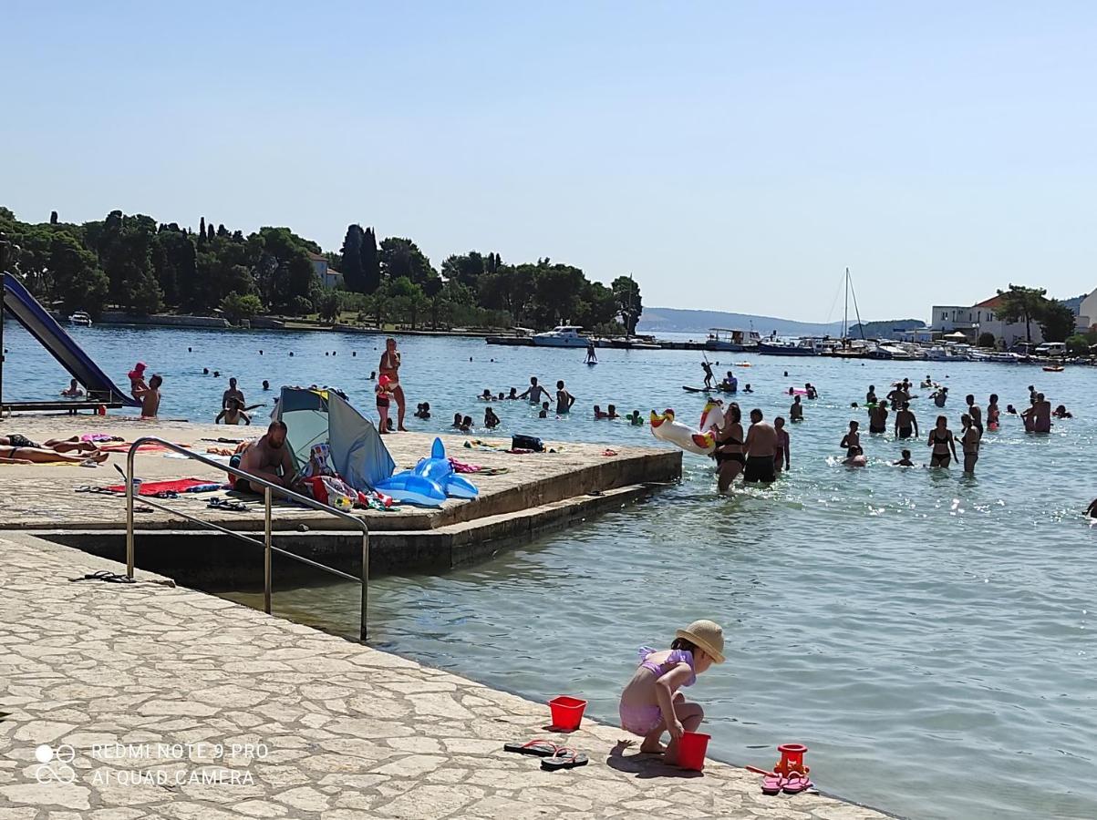 Podvrsina1A Rosa Villa Preko Bagian luar foto