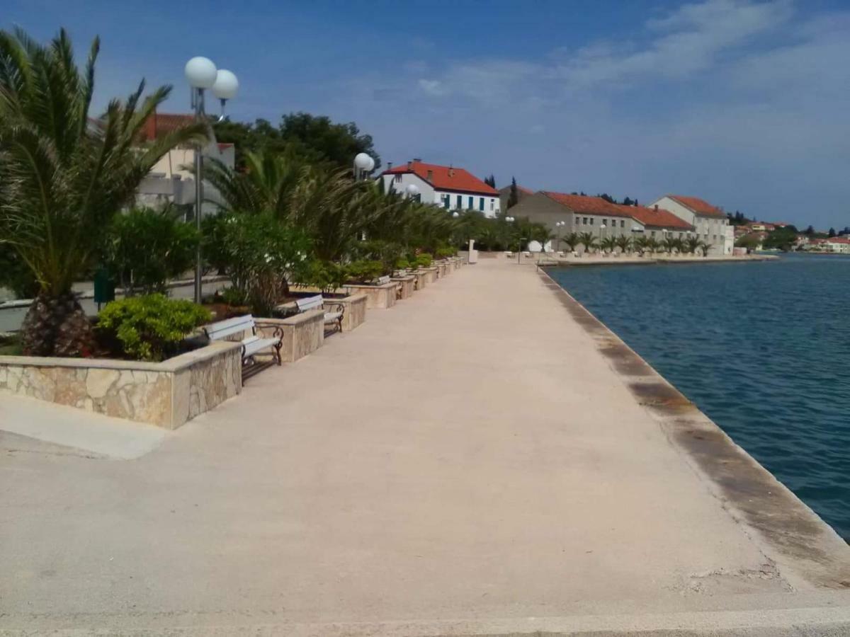 Podvrsina1A Rosa Villa Preko Bagian luar foto